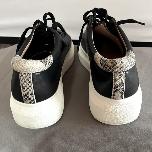 Linea Paolo black leather platforms sneakers with faux snakeskin details sz 11 - Picture 3 of 6
